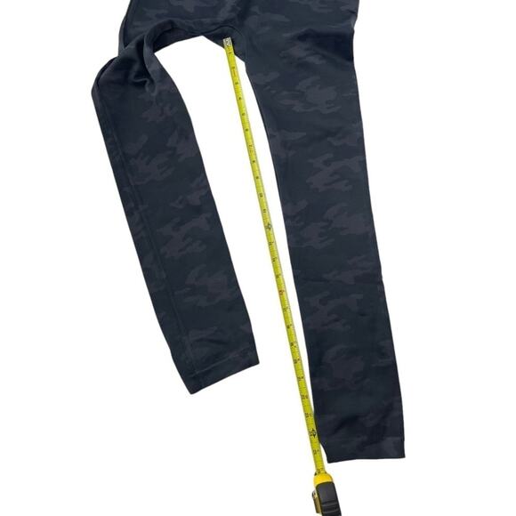 Spanx Camo seamless legging pants look at me now women's size 1x - Picture 8 of 9